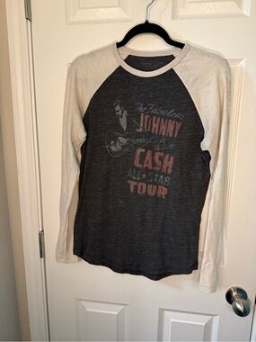 Johnny Cash Raglan Long Sleeve Tee - Dark Heather/White